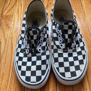 Vans Checkered Shoes - Black and White 8
